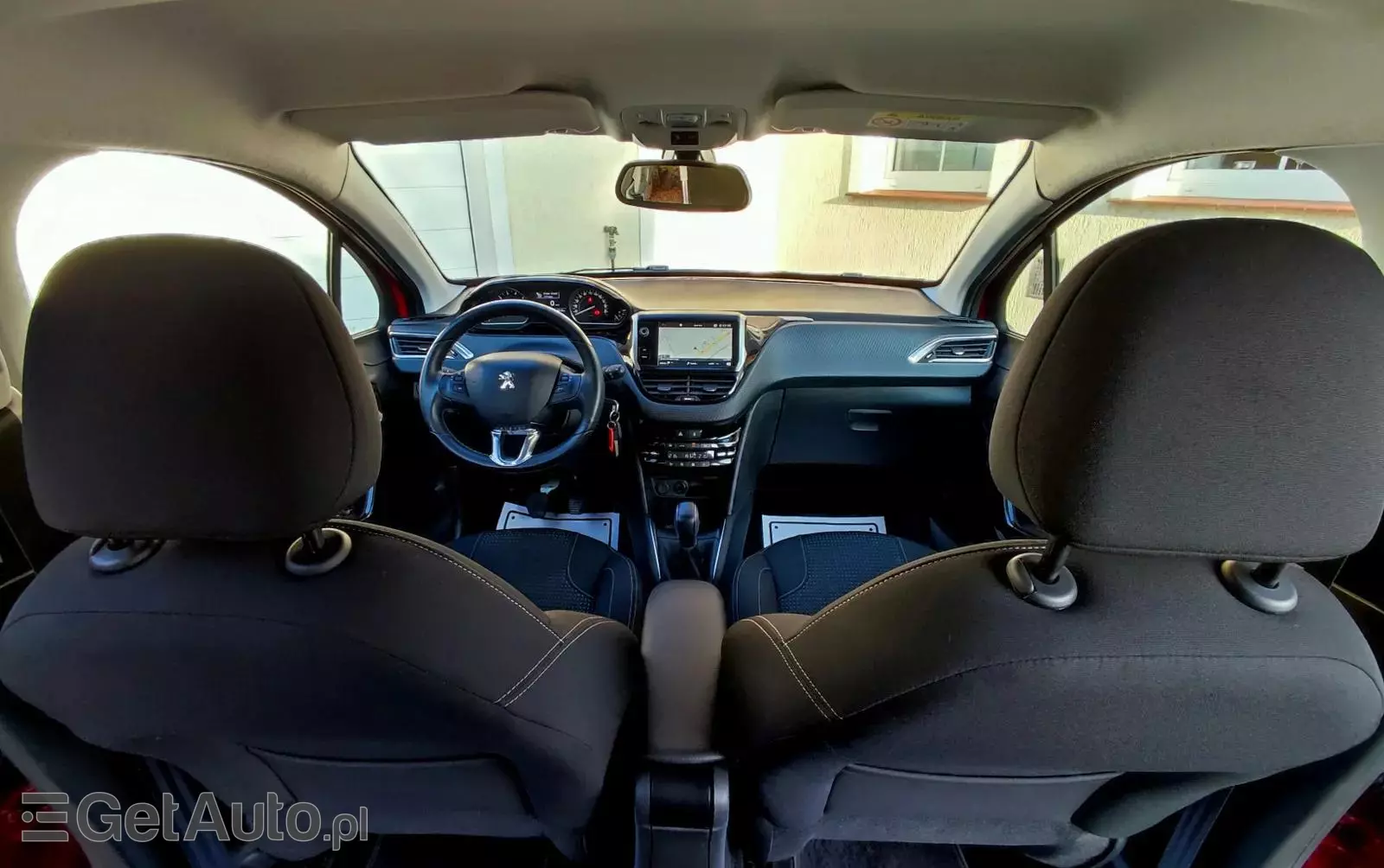 PEUGEOT 208 1.2 PureTech Allure S&S