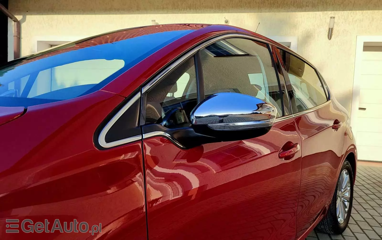 PEUGEOT 208 1.2 PureTech Allure S&S