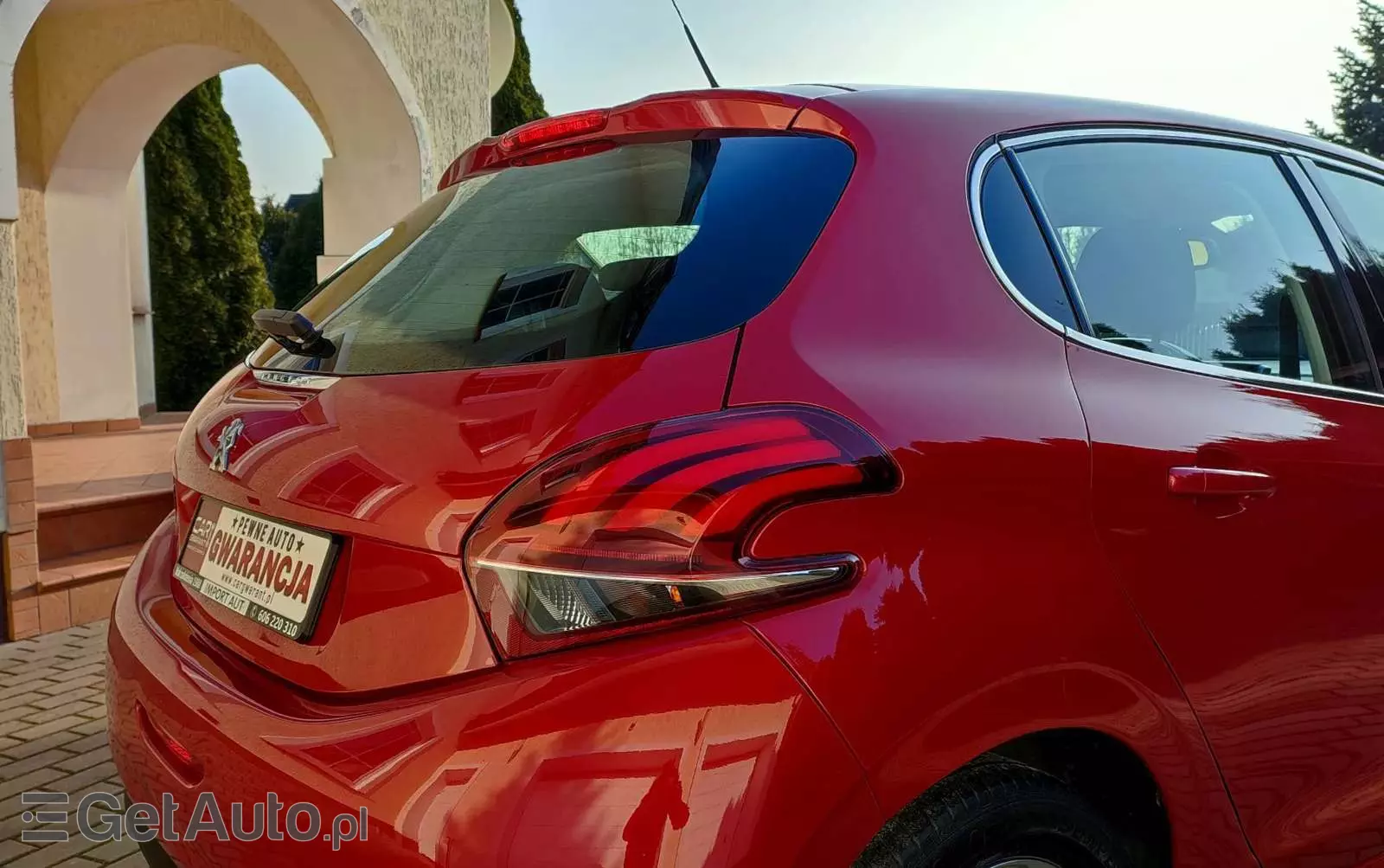 PEUGEOT 208 1.2 PureTech Allure S&S