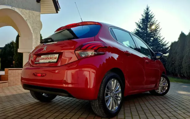 PEUGEOT 208 1.2 PureTech Allure S&S