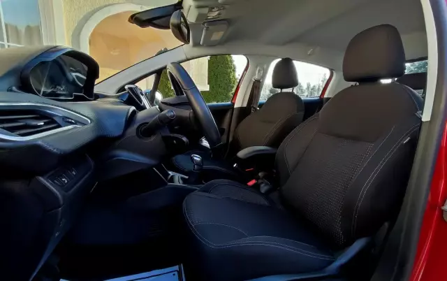 PEUGEOT 208 1.2 PureTech Allure S&S