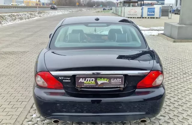 JAGUAR X-type 