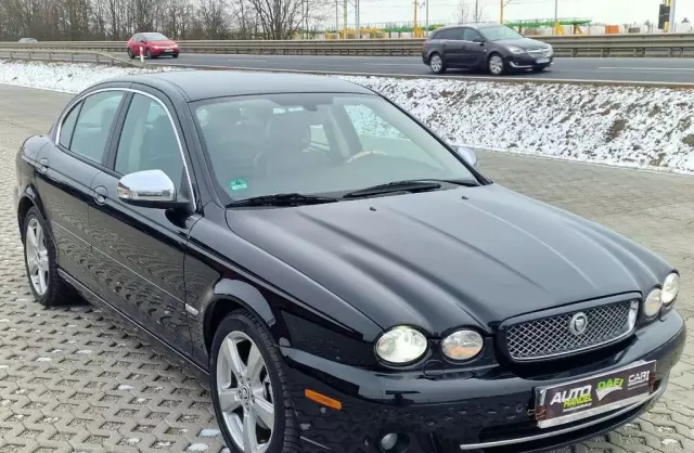 JAGUAR X-type 