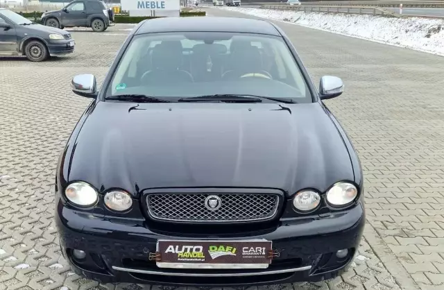 JAGUAR X-type 