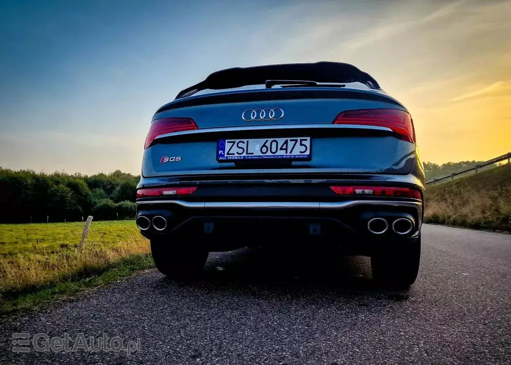 AUDI SQ5 