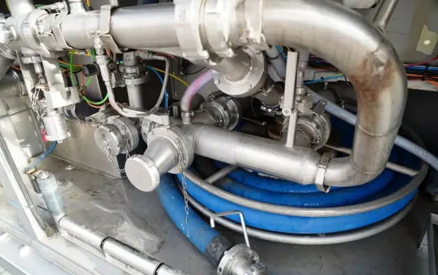 MAGYAR CYSTERNA SPOŻYWCZA / 30 000 L / OŚ PODNOSZONA / OŚ SKRĘTNA / 