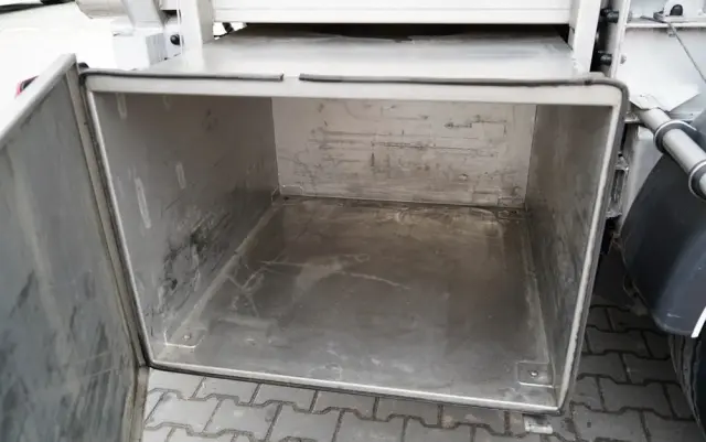 MAGYAR CYSTERNA SPOŻYWCZA / 30 000 L / OŚ PODNOSZONA / OŚ SKRĘTNA / 