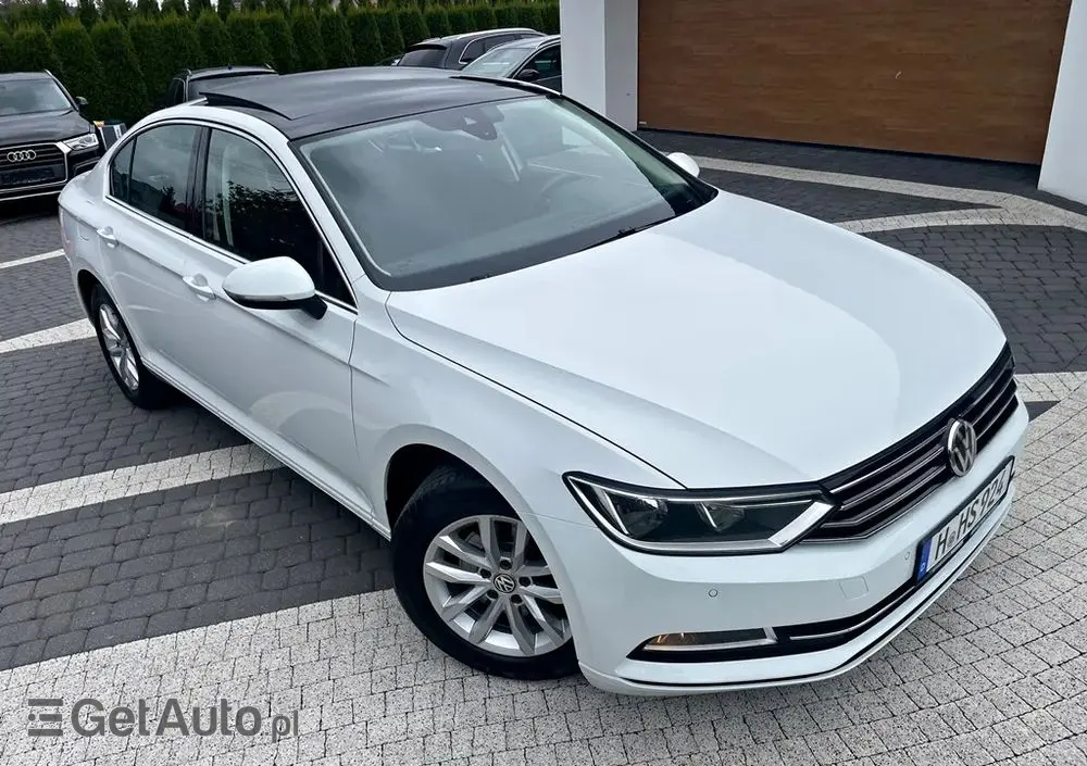 VOLKSWAGEN Passat 2.0 TDI SCR (BlueMotion Technology) DSG Comfortline