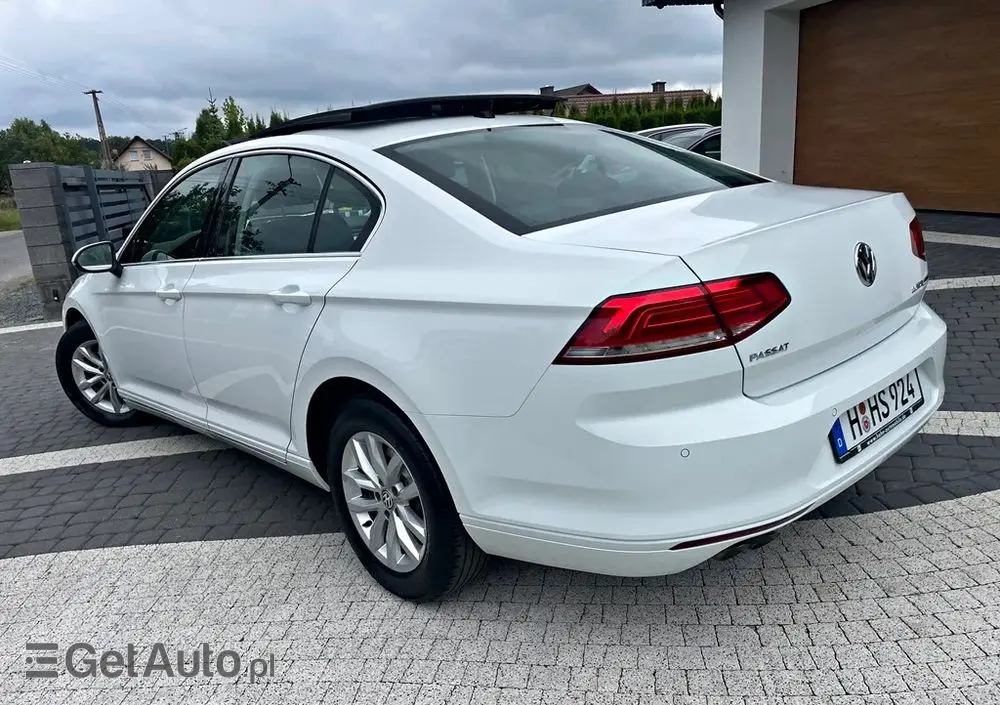 VOLKSWAGEN Passat 2.0 TDI SCR (BlueMotion Technology) DSG Comfortline