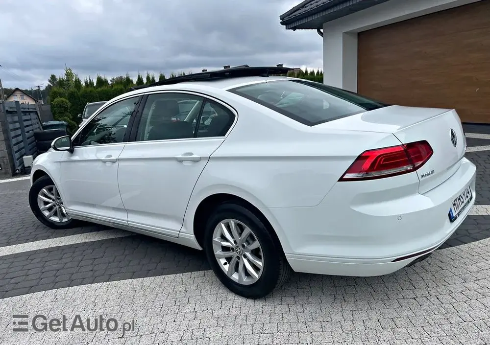 VOLKSWAGEN Passat 2.0 TDI SCR (BlueMotion Technology) DSG Comfortline