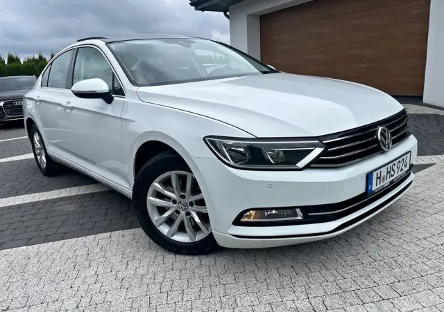 VOLKSWAGEN Passat 2.0 TDI SCR (BlueMotion Technology) DSG Comfortline