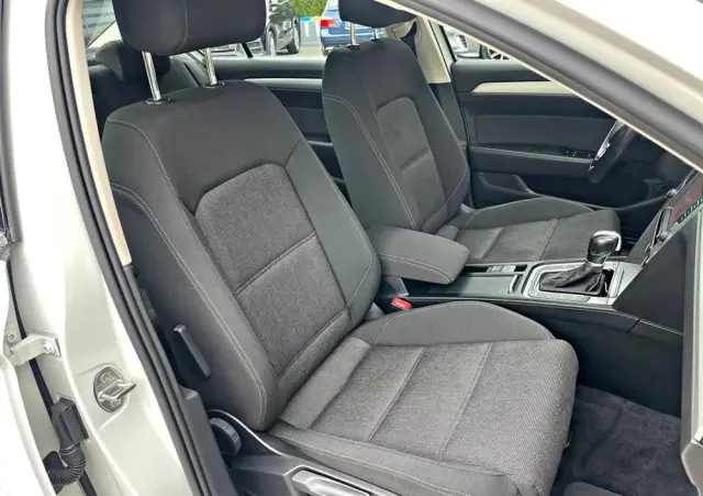 VOLKSWAGEN Passat 2.0 TDI SCR (BlueMotion Technology) DSG Comfortline