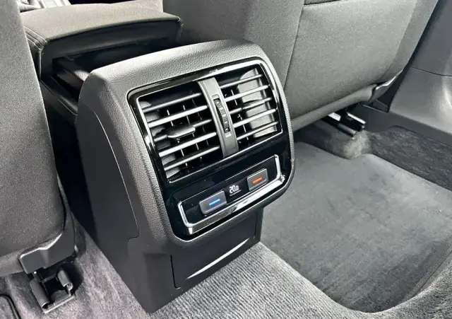 VOLKSWAGEN Passat 2.0 TDI SCR (BlueMotion Technology) DSG Comfortline