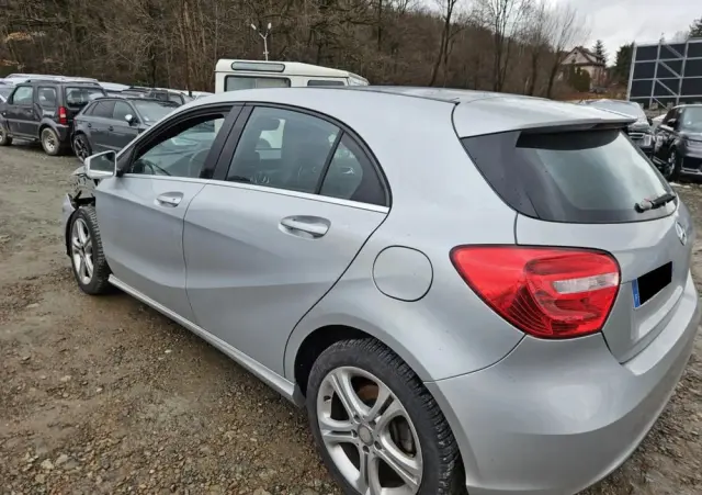 MERCEDES-BENZ Klasa A 200 CDI (BlueEFFICIENCY) 7G-DCT Style