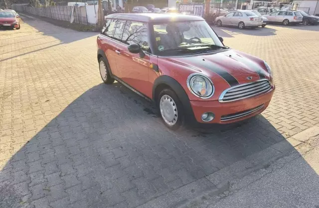 MINI Clubman 