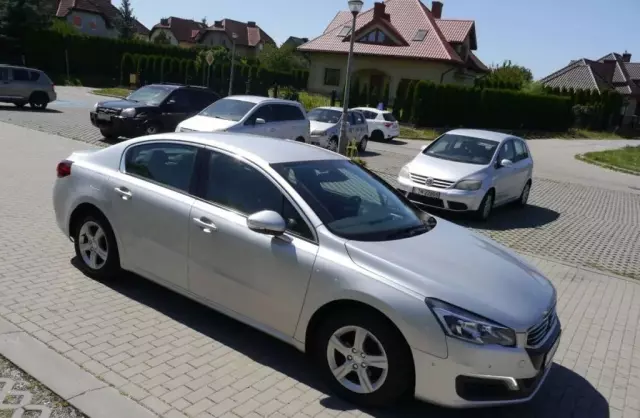 PEUGEOT 508 