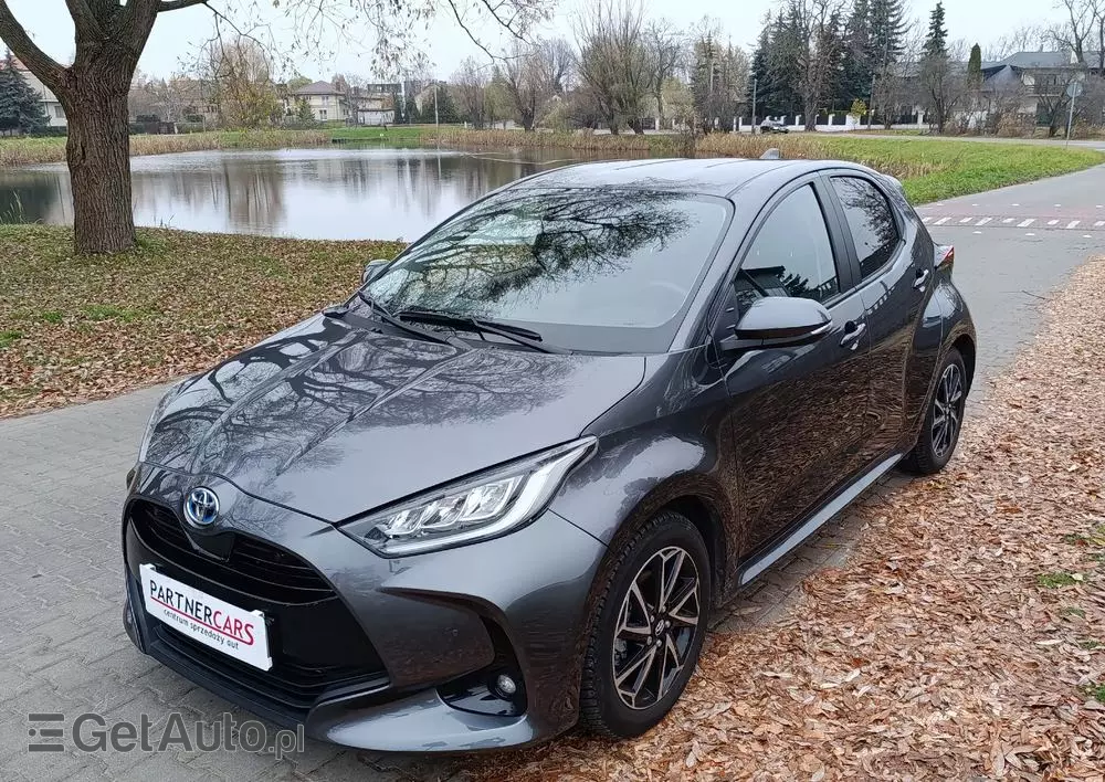 TOYOTA Yaris Hybrid 1.5 Selection Style