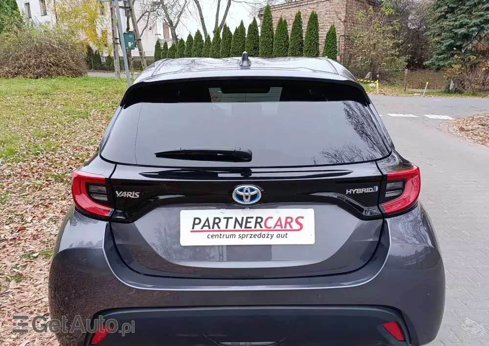 TOYOTA Yaris Hybrid 1.5 Selection Style