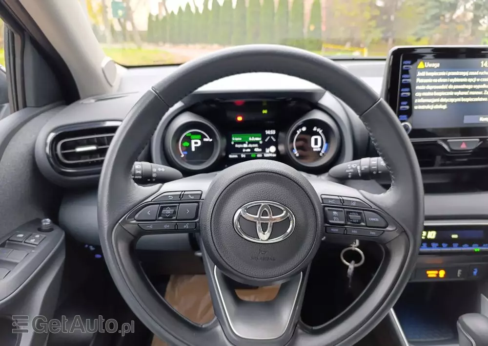 TOYOTA Yaris Hybrid 1.5 Selection Style