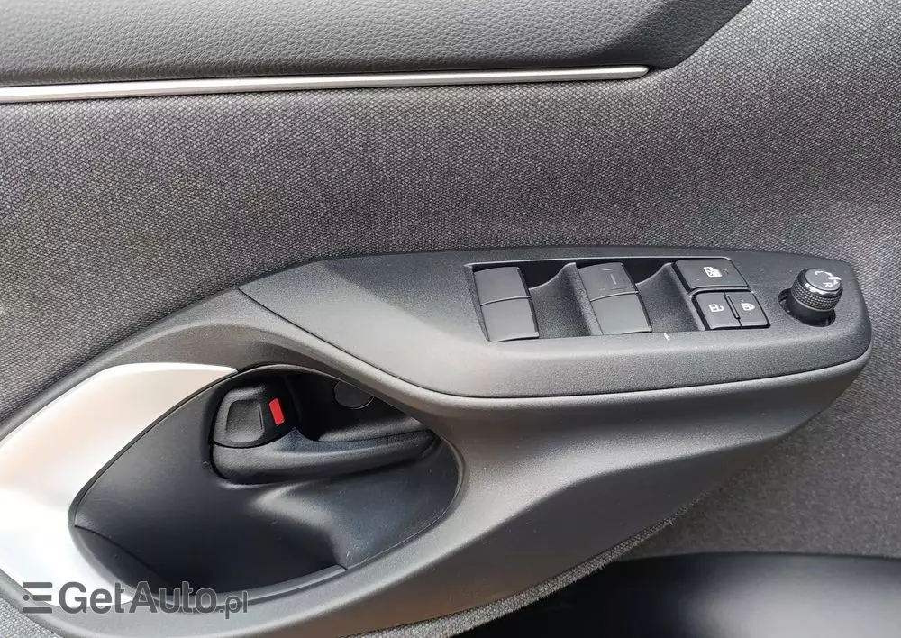 TOYOTA Yaris Hybrid 1.5 Selection Style