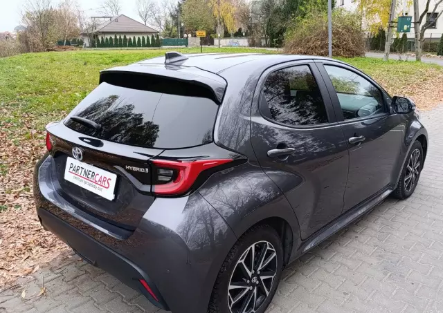 TOYOTA Yaris Hybrid 1.5 Selection Style