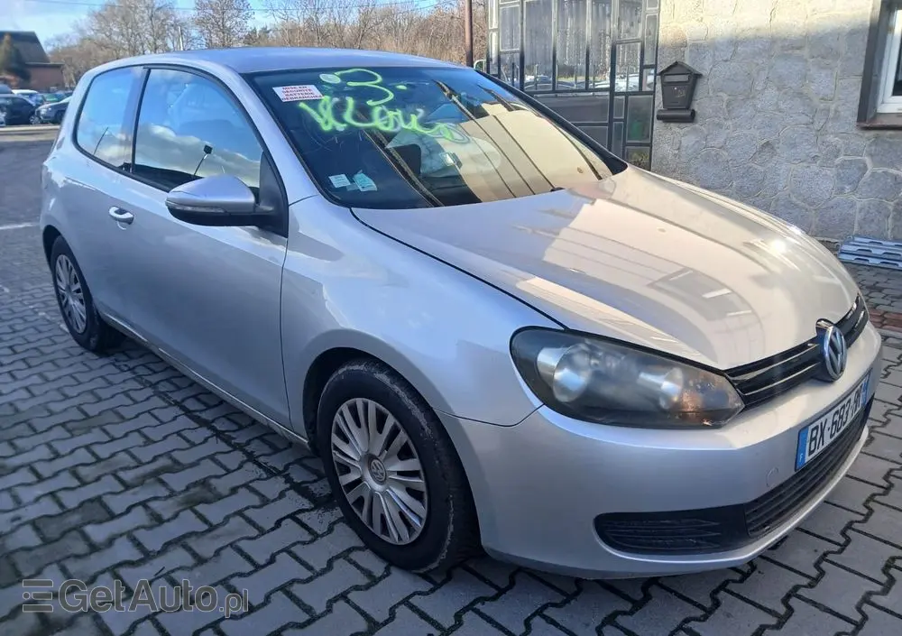 VOLKSWAGEN Golf 1.6 TDI Trendline