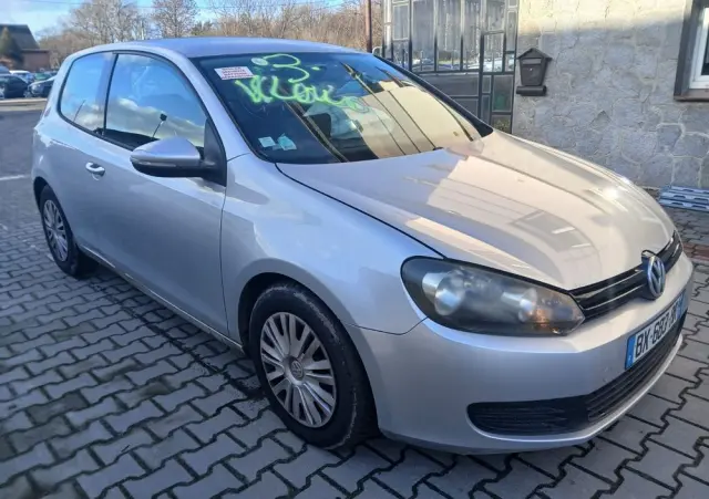 VOLKSWAGEN Golf 1.6 TDI Trendline
