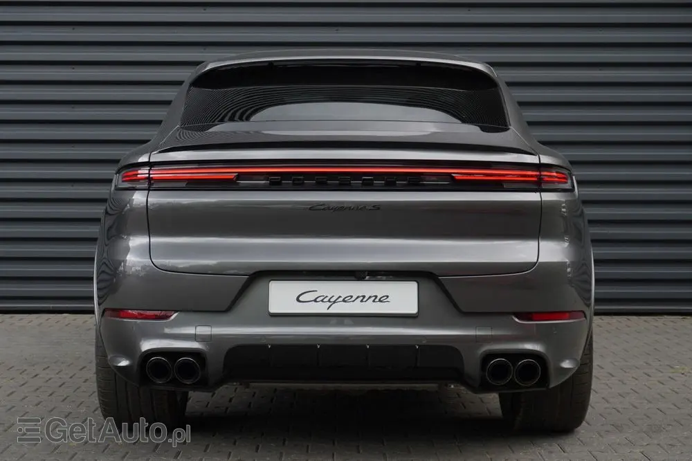 PORSCHE Cayenne Coupe S