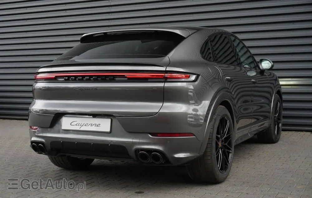 PORSCHE Cayenne Coupe S