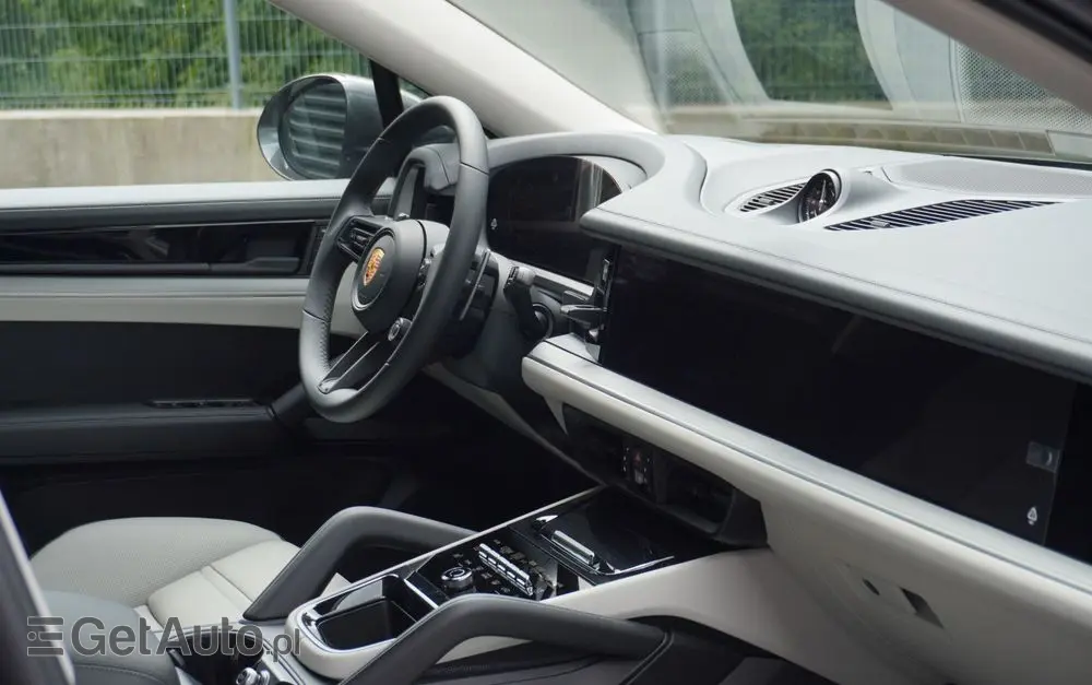 PORSCHE Cayenne Coupe S