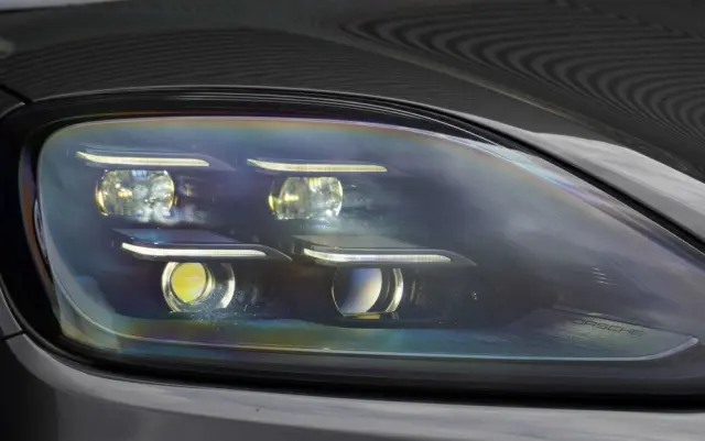 PORSCHE Cayenne Coupe S