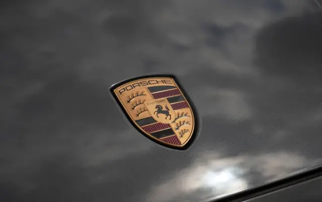 PORSCHE Cayenne Coupe S