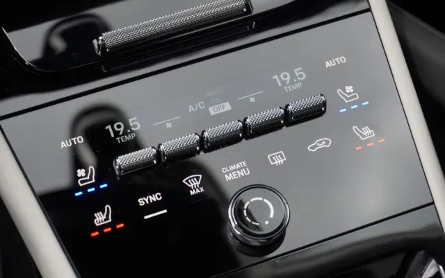 PORSCHE Cayenne Coupe S