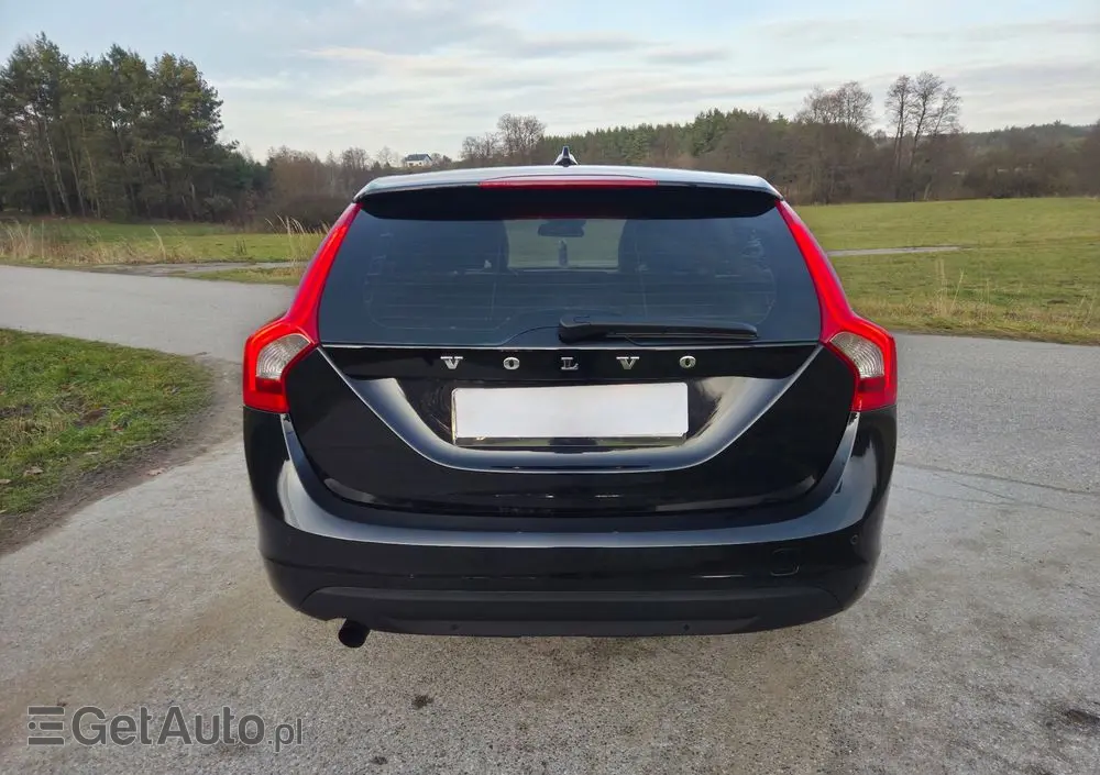 VOLVO V60 D3 Geartronic Momentum