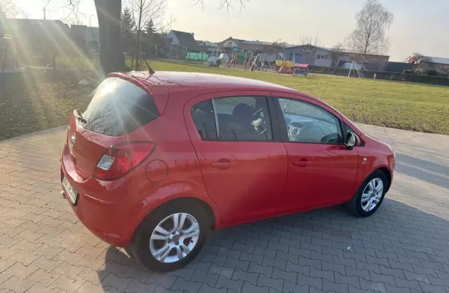 OPEL Corsa 