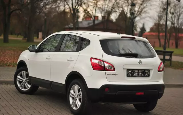 NISSAN Qashqai 1.6 Acenta