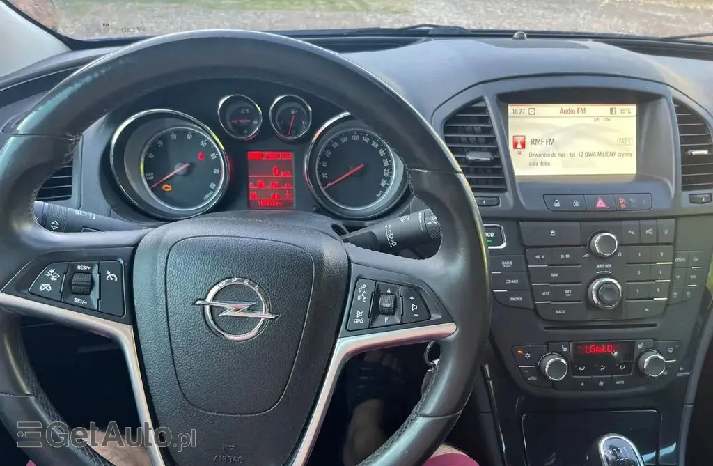 OPEL Insignia 