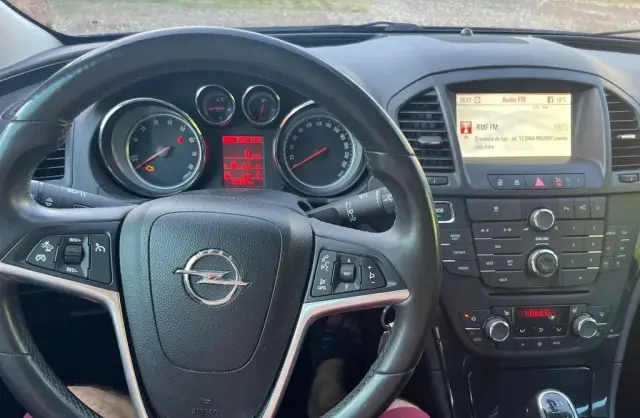 OPEL Insignia 