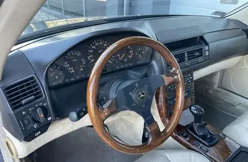 MERCEDES-BENZ SL 