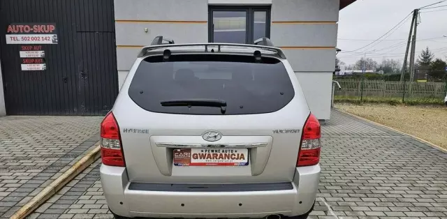 HYUNDAI Tucson 