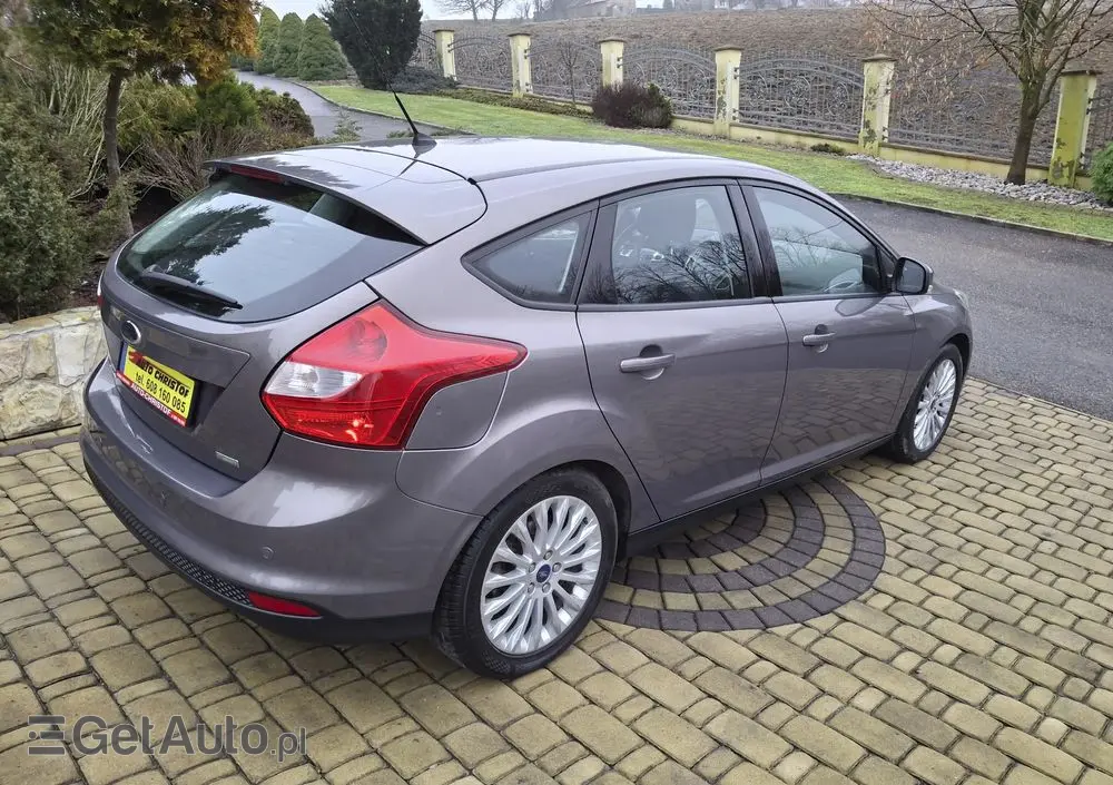 FORD Focus 1.0 EcoBoost Start-Stopp-System Ambiente