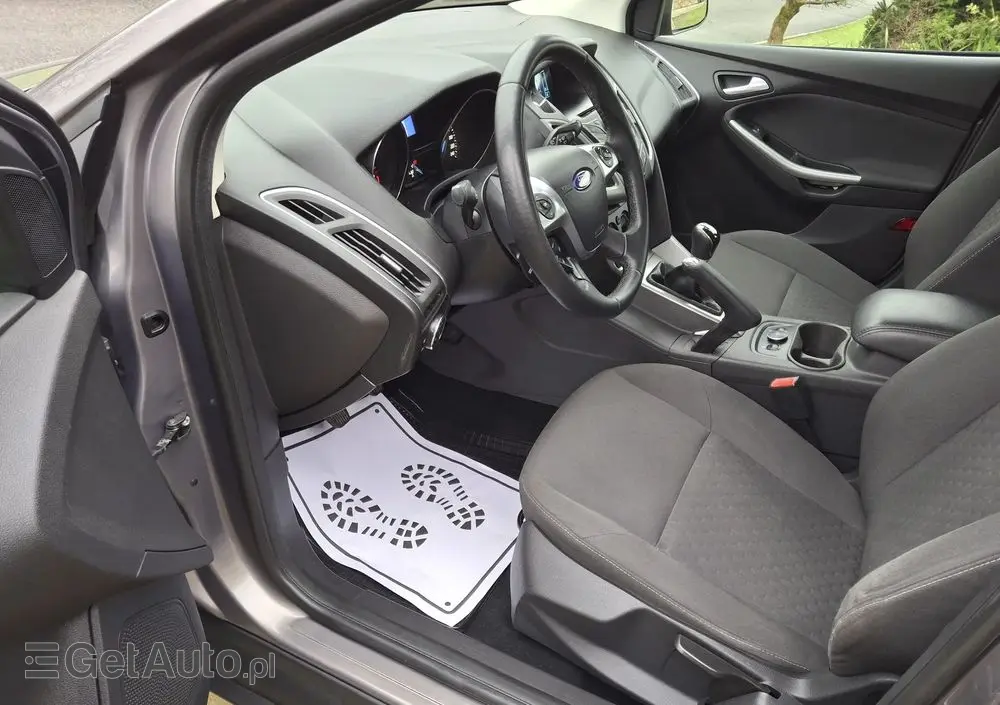 FORD Focus 1.0 EcoBoost Start-Stopp-System Ambiente