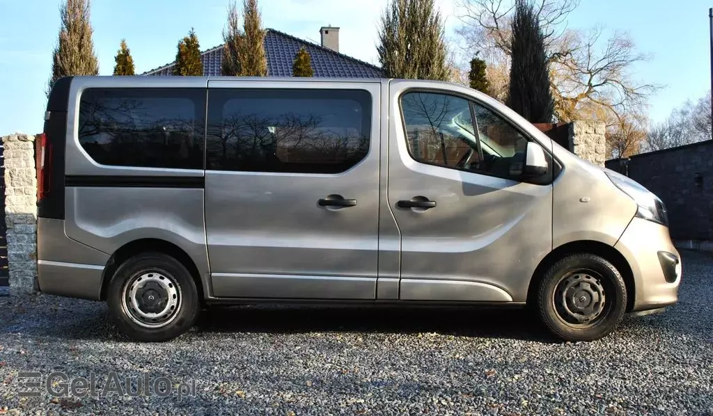OPEL Vivaro 1.6 CDTI BiTurbo (140 KM)