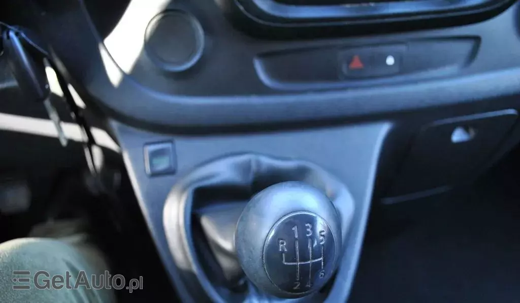 OPEL Vivaro 1.6 CDTI BiTurbo (140 KM)