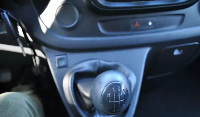 OPEL Vivaro 1.6 CDTI BiTurbo (140 KM)