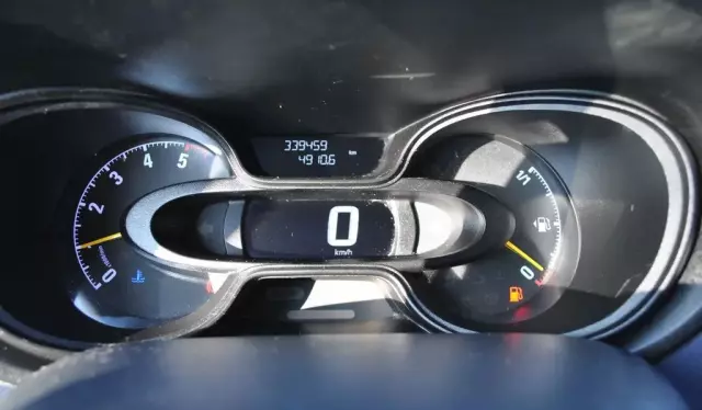 OPEL Vivaro 1.6 CDTI BiTurbo (140 KM)