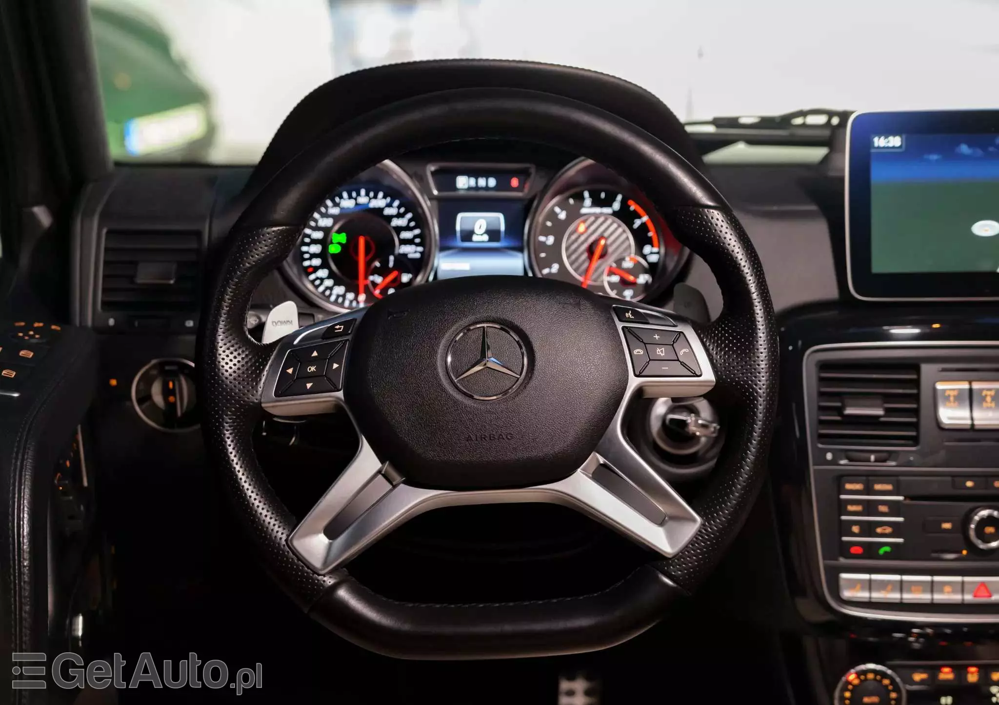 MERCEDES-BENZ Klasa G AMG 63