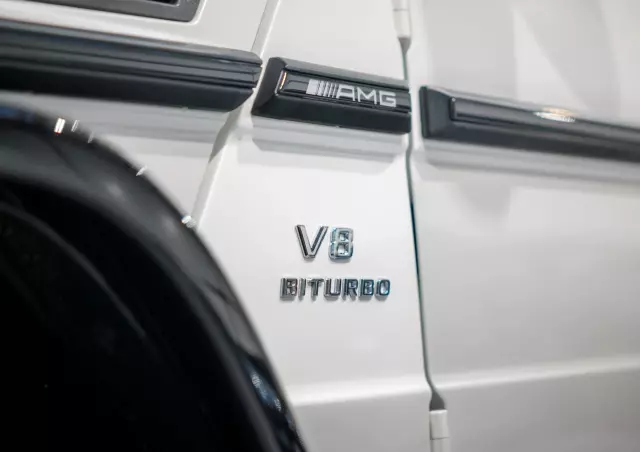 MERCEDES-BENZ Klasa G AMG 63