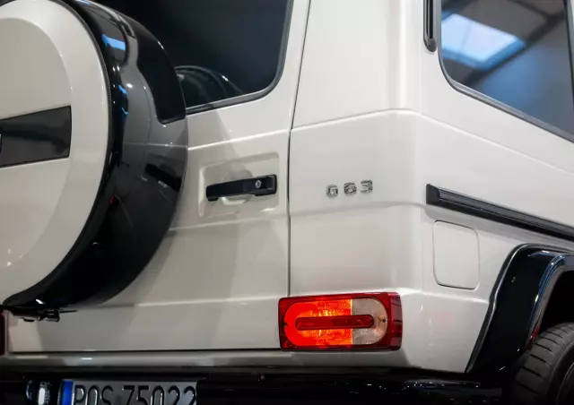 MERCEDES-BENZ Klasa G AMG 63
