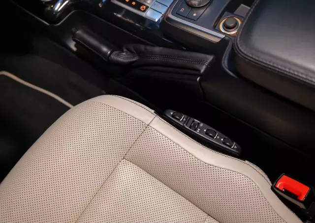 MERCEDES-BENZ Klasa G AMG 63